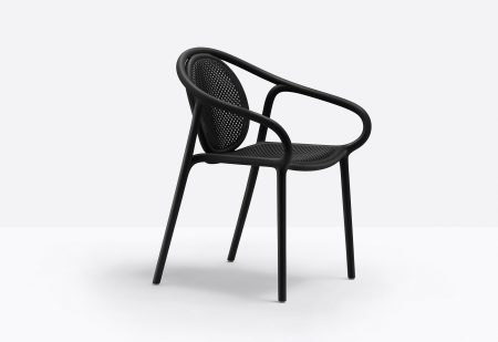 כסאות פלסטיק למסעדה - ריימונד שחור